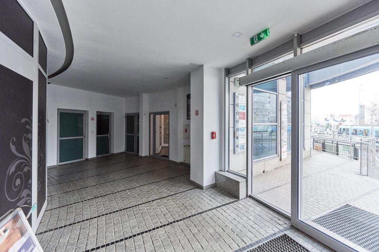 Apartments Wroclaw Legnicka By Noclegi Renters Dış mekan fotoğraf