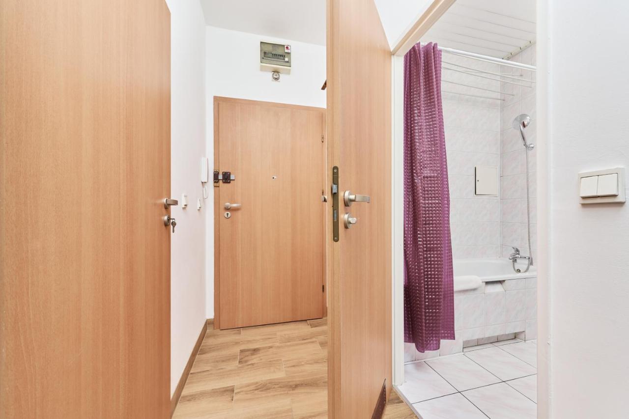 Apartments Wroclaw Legnicka By Noclegi Renters Dış mekan fotoğraf