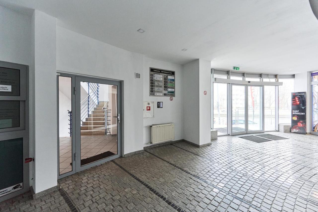 Apartments Wroclaw Legnicka By Noclegi Renters Dış mekan fotoğraf