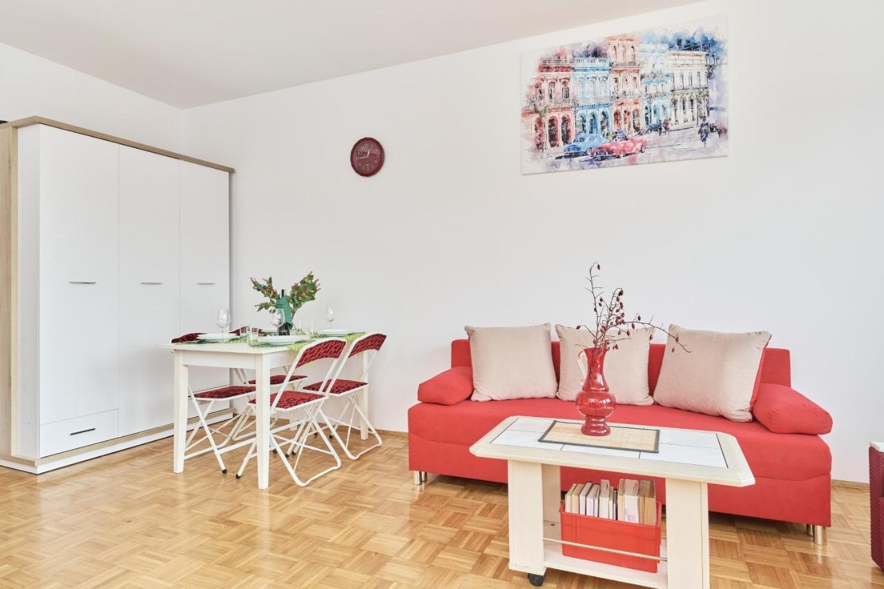 Apartments Wroclaw Legnicka By Noclegi Renters Dış mekan fotoğraf